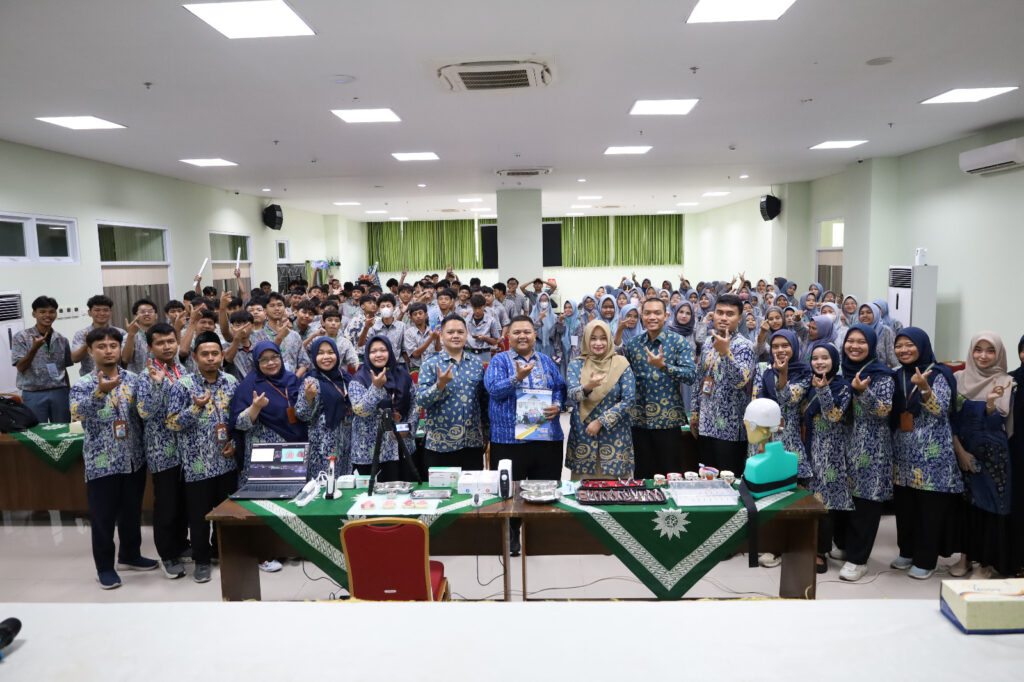 UNIMUS Terima Kunjungan SMA Muhammadiyah 16 Jakarta, Perkenalkan Profil Kampus dan FKG UNIMUS