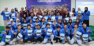 Read more about the article Apresiasi Capaian Akademik dan Nonakademik, UNIMUS Beri Penghargaan kepada Mahasiswa Berprestasi 2026