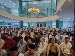 Read more about the article Semarak Tarawih Pertama UNIMUS di Masjid At-Taqwa Muhammadiyah Jawa Tengah