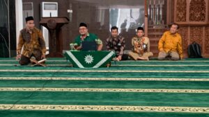 Read more about the article Meneguhkan Nilai, Menguatkan Layanan, Pengajian Kamis Pagi Universitas Muhammadiyah Semarang Gaungkan Risalah Islam Berkemajuan untuk RS Unimus