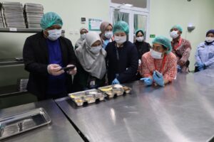 Read more about the article Dapur SPPG Unimus Jadi Percontohan Nasional, Delegasi 11 Negara ASEAN Tinjau Pengelolaan