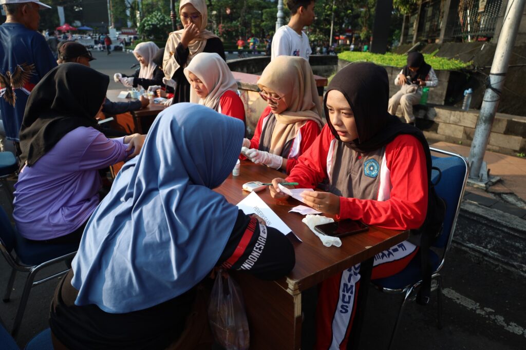 Satu Aksi Kecil, Sejuta Nyawa terselamatkan, Dedikasi Mahasiswa Hadirkan Harapan bagi Masyarakat