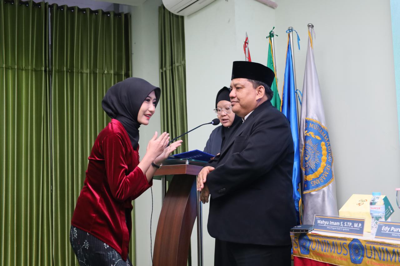 Read more about the article FEHBi Unimus Lepas 105 Wisudawan, Cetak Lulusan Pertama Prodi Agribisnis