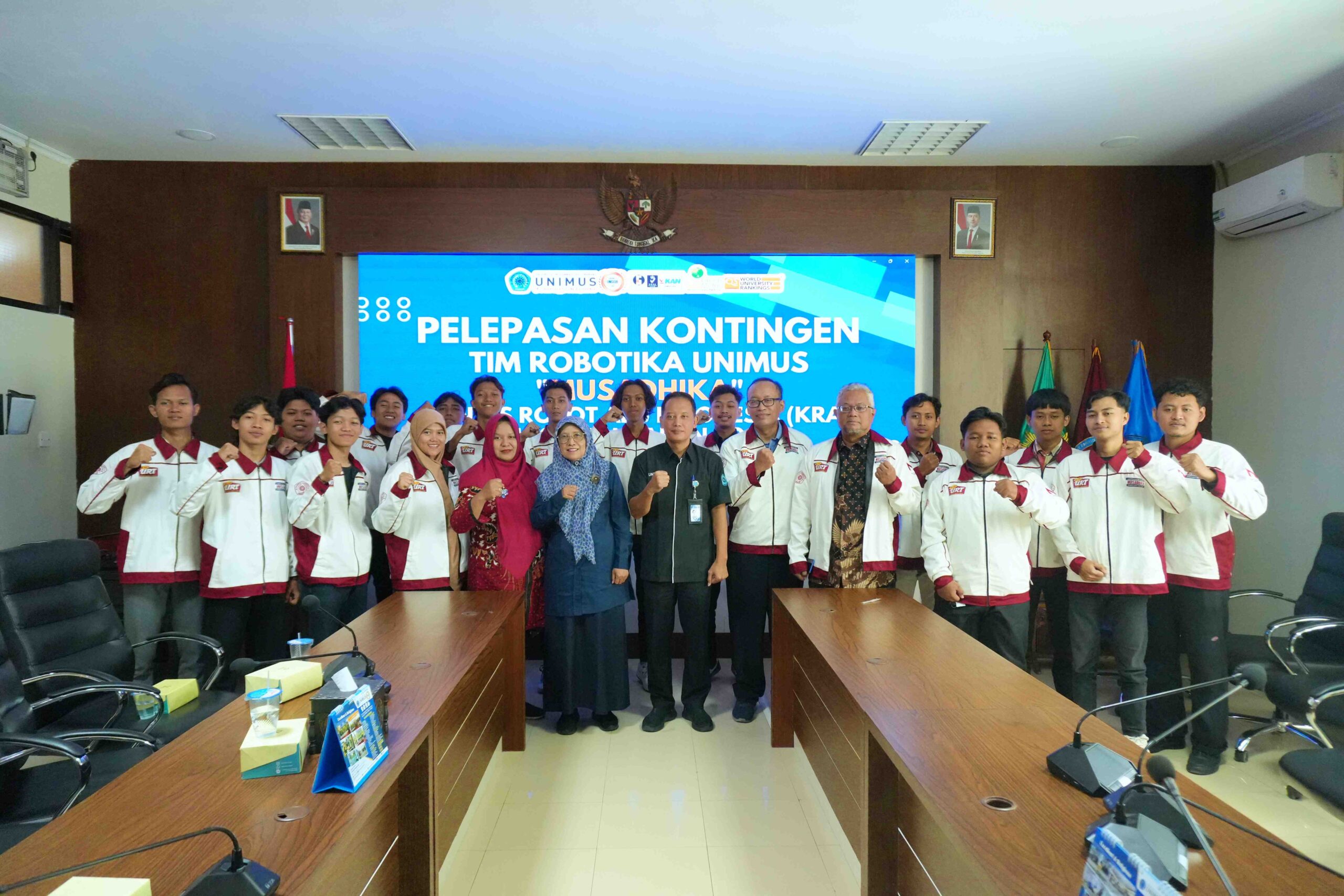 Read more about the article Berawal dari Komunitas Rintisan HMJ, Tim Robotik UNIMUS Musadhika Melaju ke KRAI Nasional 2026