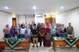 Read more about the article Tingkatkan Akurasi Diagnostik Kecacingan, Unimus Bekali ATLM Puskesmas dengan Metode Kato-Katz