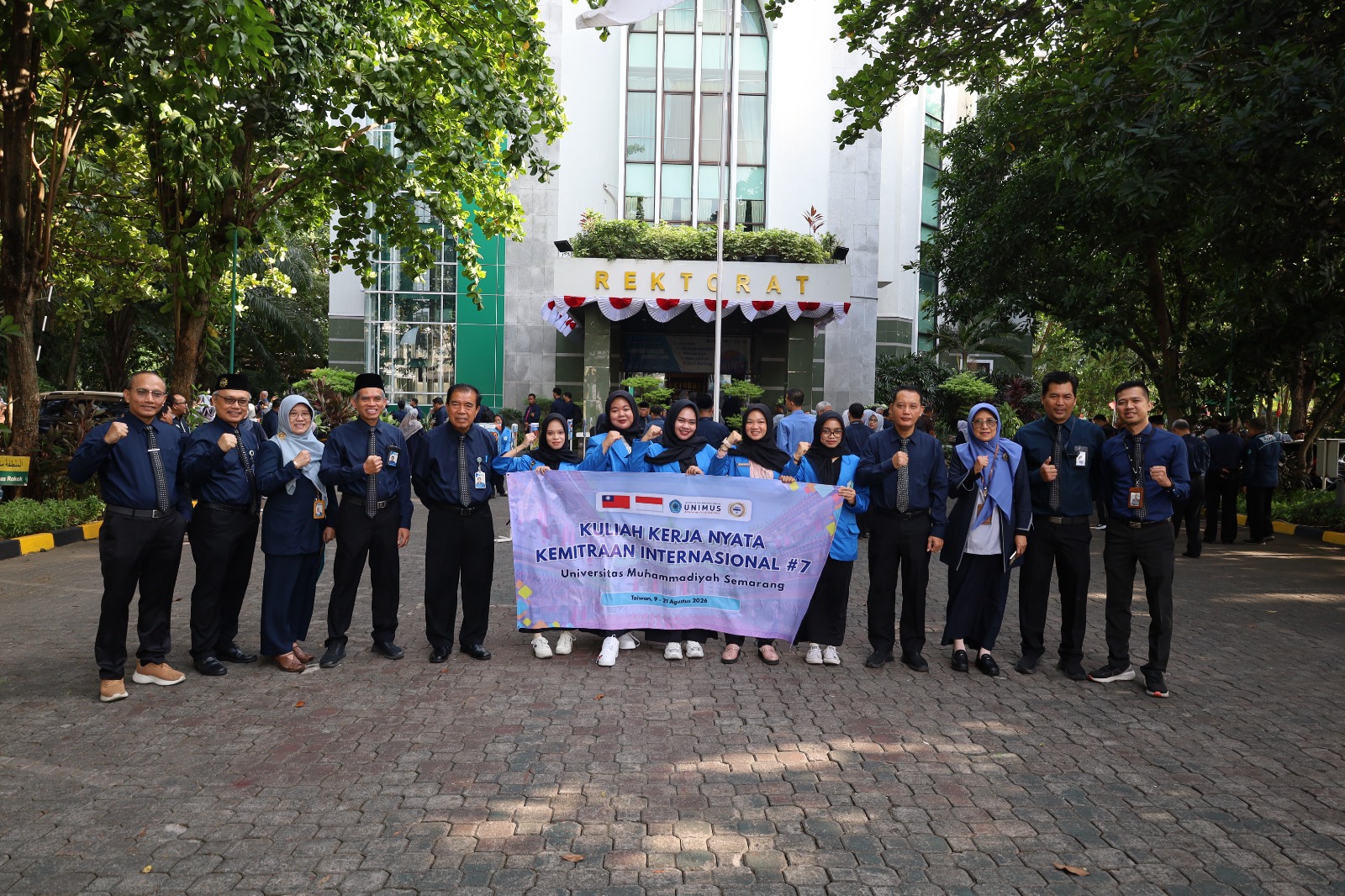 Read more about the article Lepas Enam Mahasiswa KKN Internasional ke Taiwan, Unimus Perluas Jejaring Kolaborasi Global