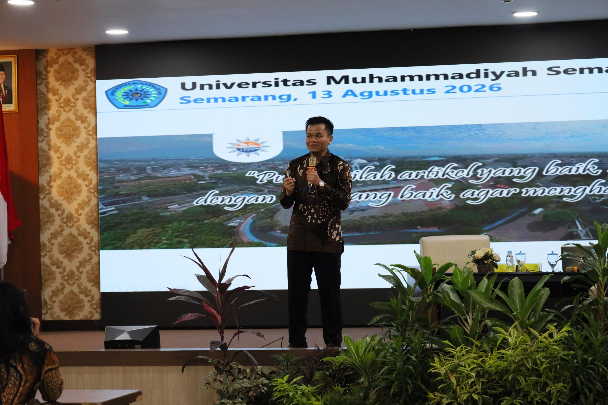 Read more about the article UNIMUS Dorong Guru Masa Depan Melek AI, Workshop PPG FIPH Bahas Artikel hingga Asesmen Digital