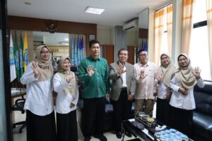 Read more about the article UNIMUS Buka Ruang Kolaborasi dengan SMA Tahfidh Yanbu’ul Qur’an 5 Tegal, Siapkan Akses Pendidikan Tinggi bagi Santri