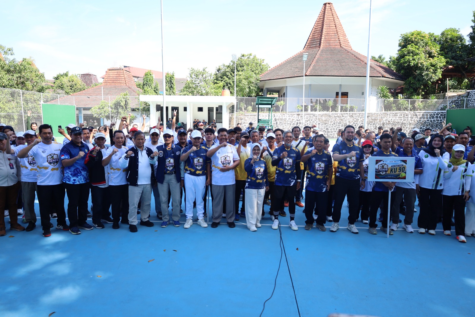 Read more about the article Turnamen Tenis LLDIKTI VI Jadi Ruang Silaturahmi dan Perkuat Kolaborasi Perguruan Tinggi Jateng