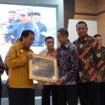 Prof. Masrukhi Raih Penghargaan Tokoh Inspiratif Jawa Tengah 2026, Jadi Teladan di Bidang Pendidikan