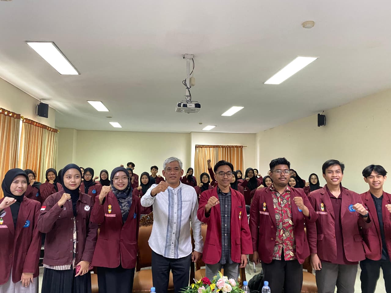 Read more about the article PK IMM AR Razy Unimus Gelar Pelatihan Darul Arqom Dasar (DAD) Bagi Kader Muda Demi Demi Wujudkan Organisasi Menjadi Ruang Tumbuh yang Inklusif