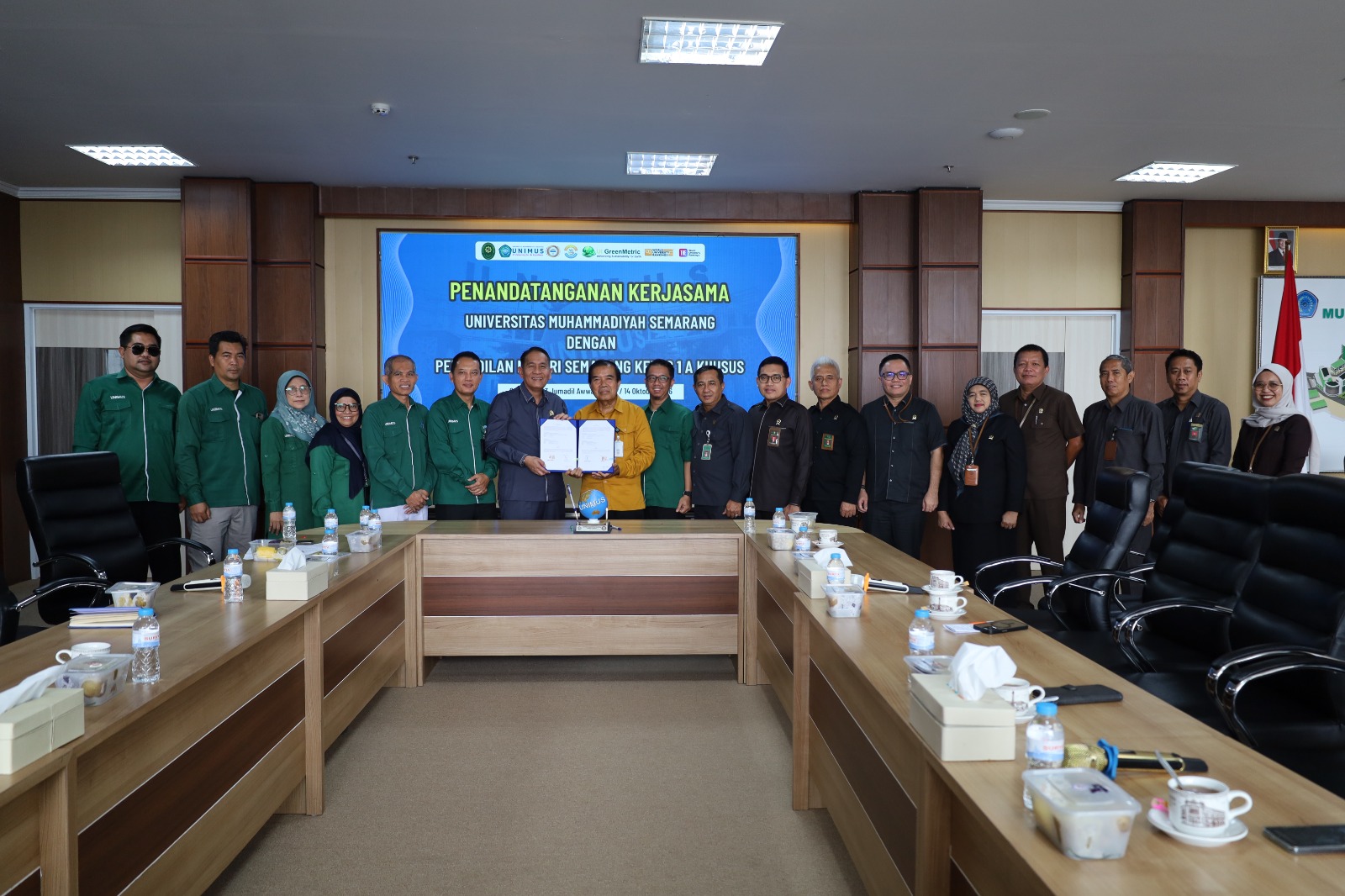 Read more about the article Teken MoU dengan PN Semarang, UNIMUS Dorong Kolaborasi Kedokteran Forensik dan Pendidikan Hukum